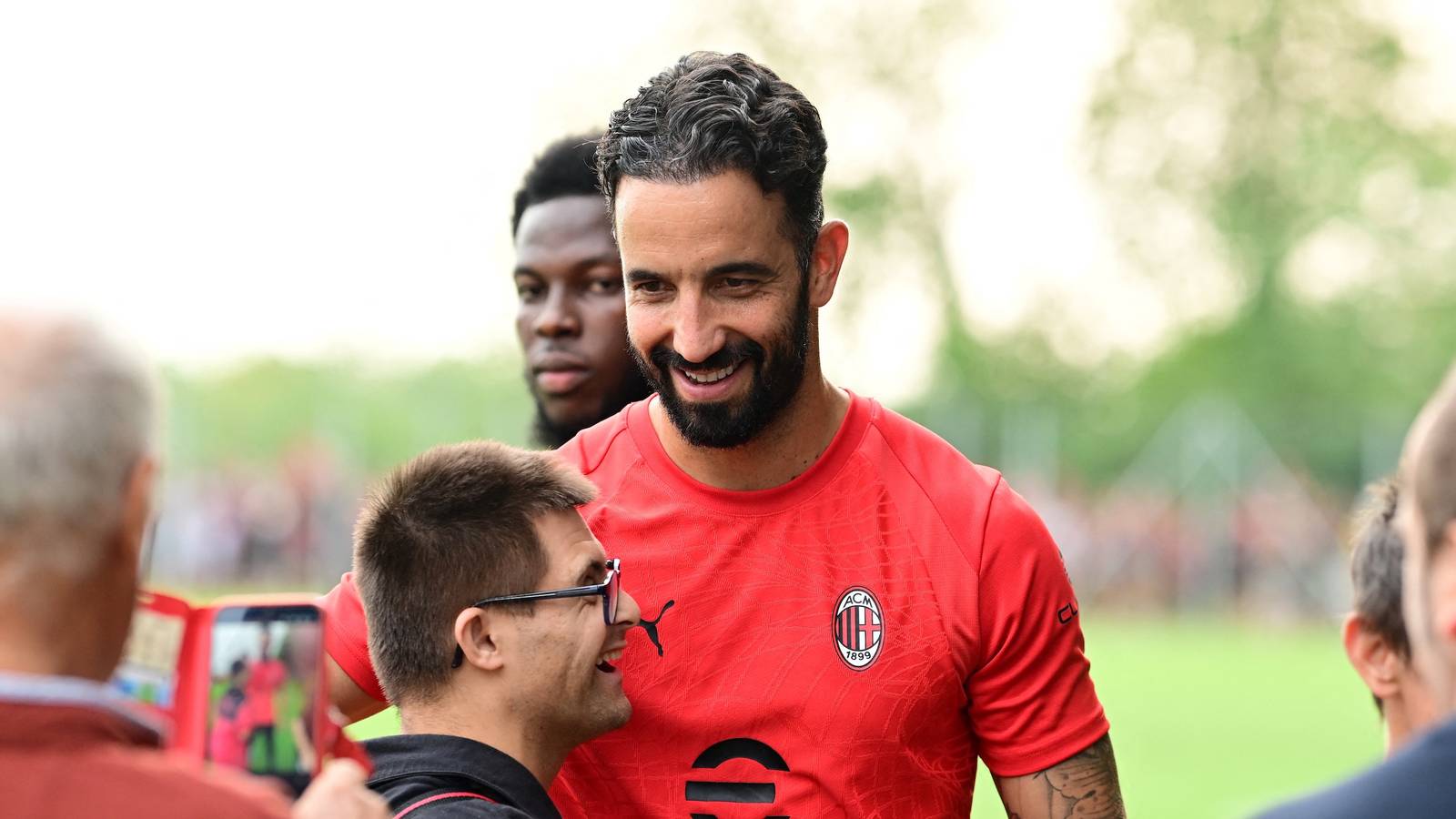 Talks advanced: Tottenham ahead of AC Milan in race for star as Amorim prepares rival bid