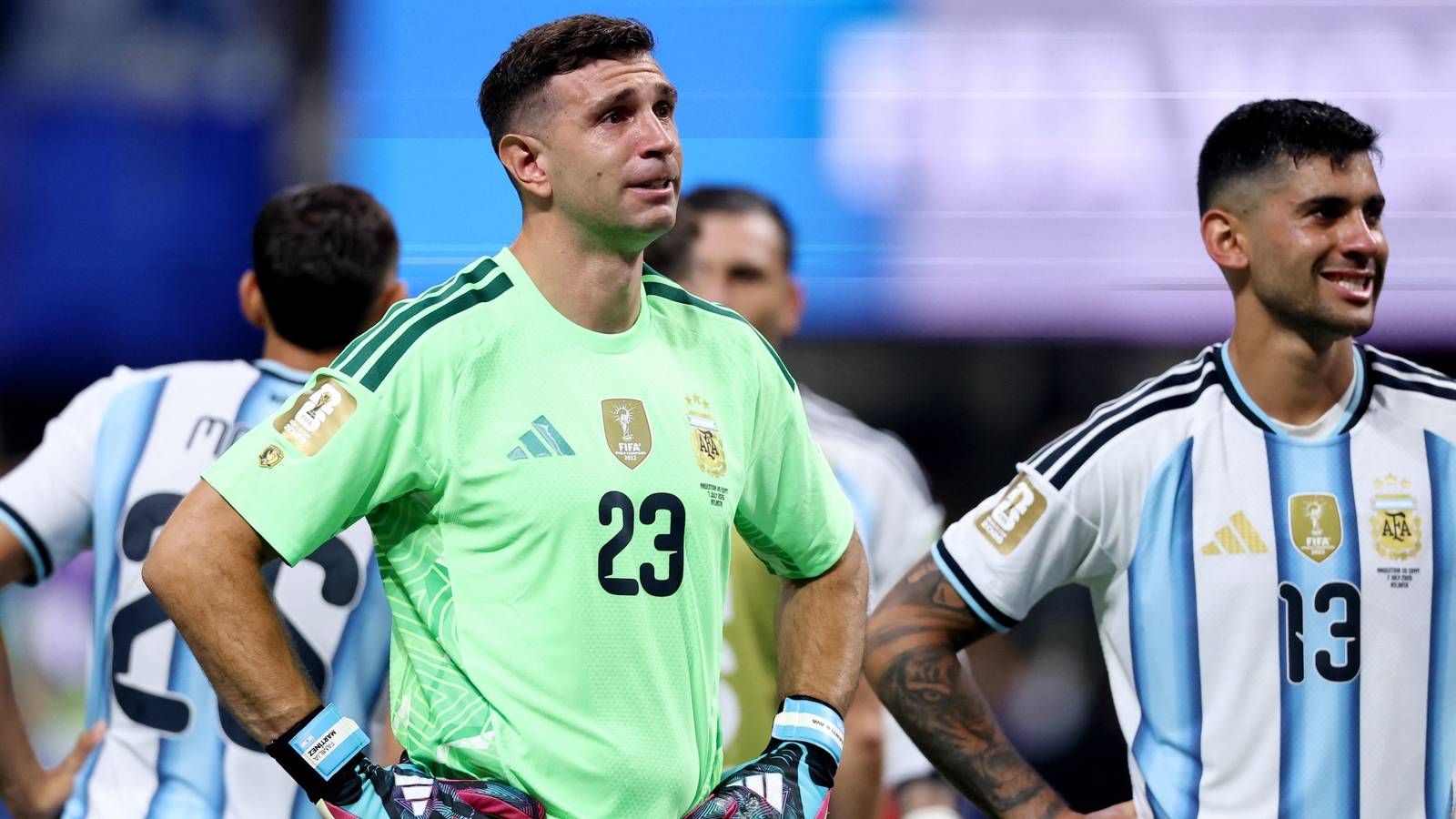 Aston Villa primed to launch move for £26m goalkeeper amid Martinez update