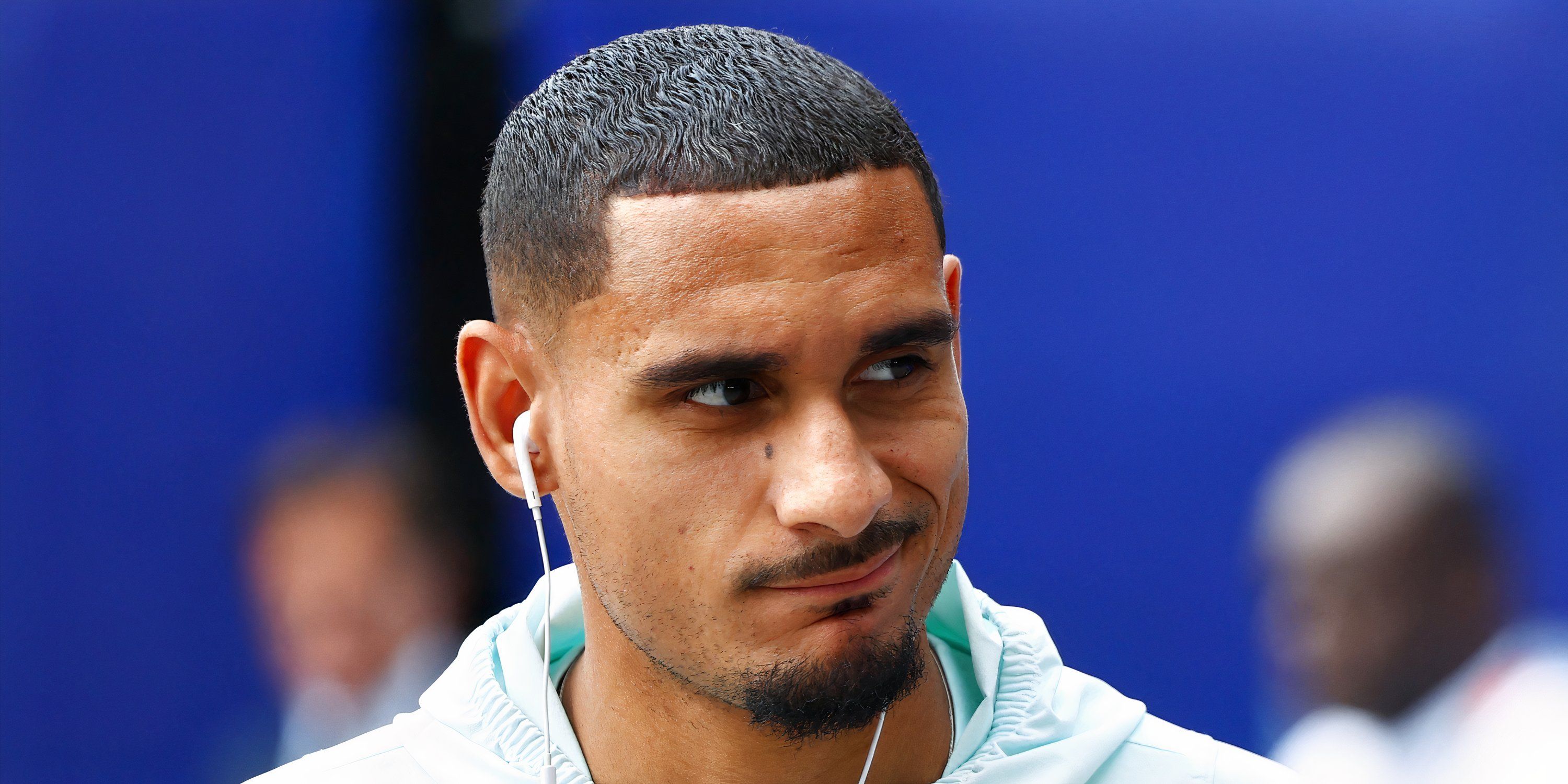Man Utd consider signing Premier League star to replace £36.5m transfer flop