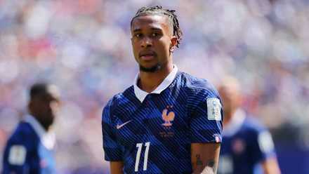Michael-Olise-France-World-Cup