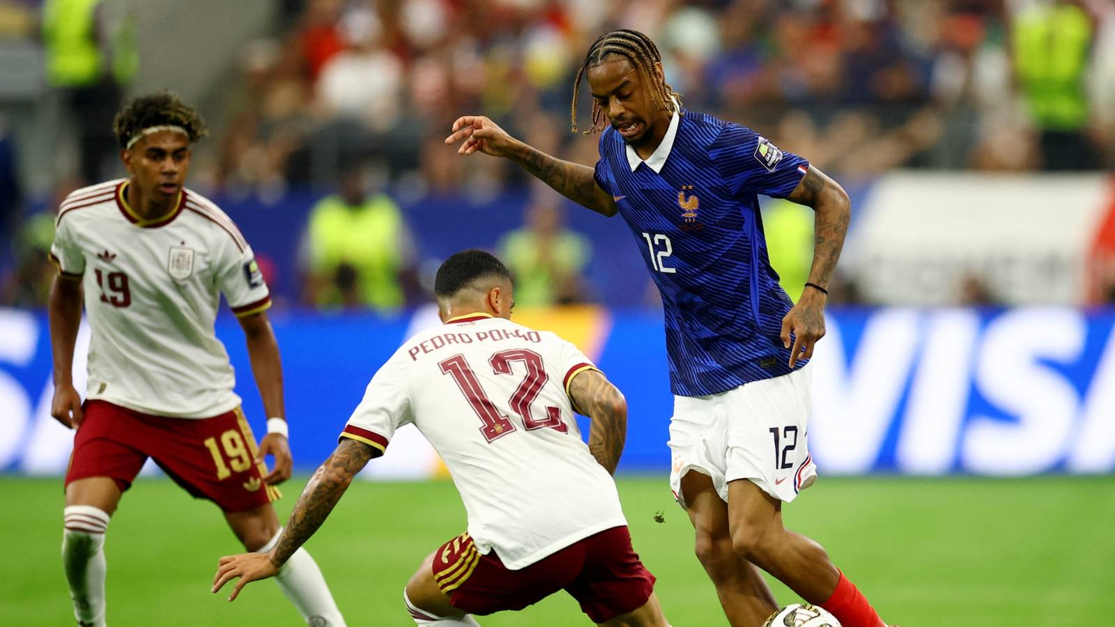 Liverpool gifted green light as Fabrizio Romano confirms Barcola decision