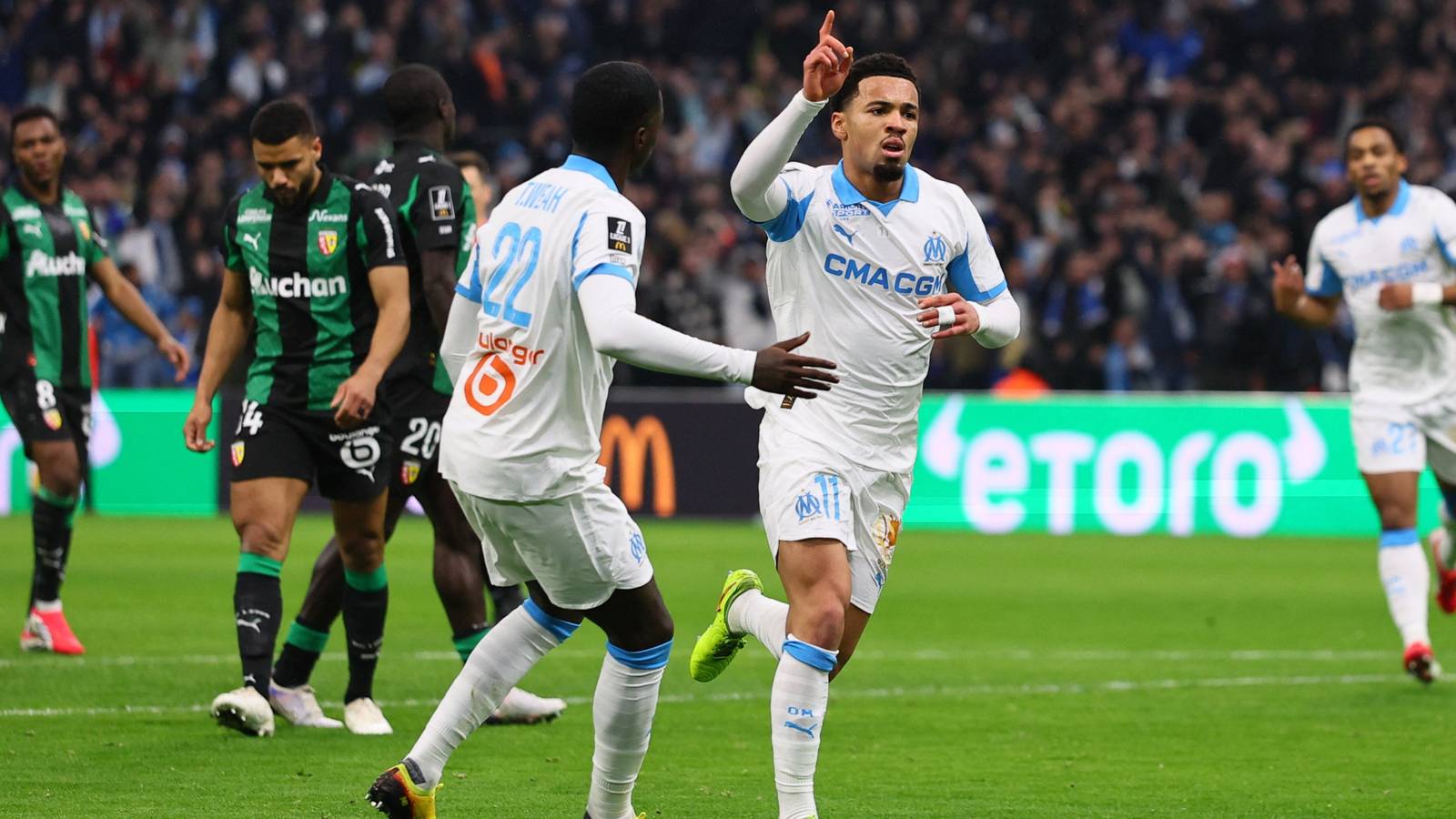 Everton prepare offer to hijack AC Milan's Ethan Nwaneri move