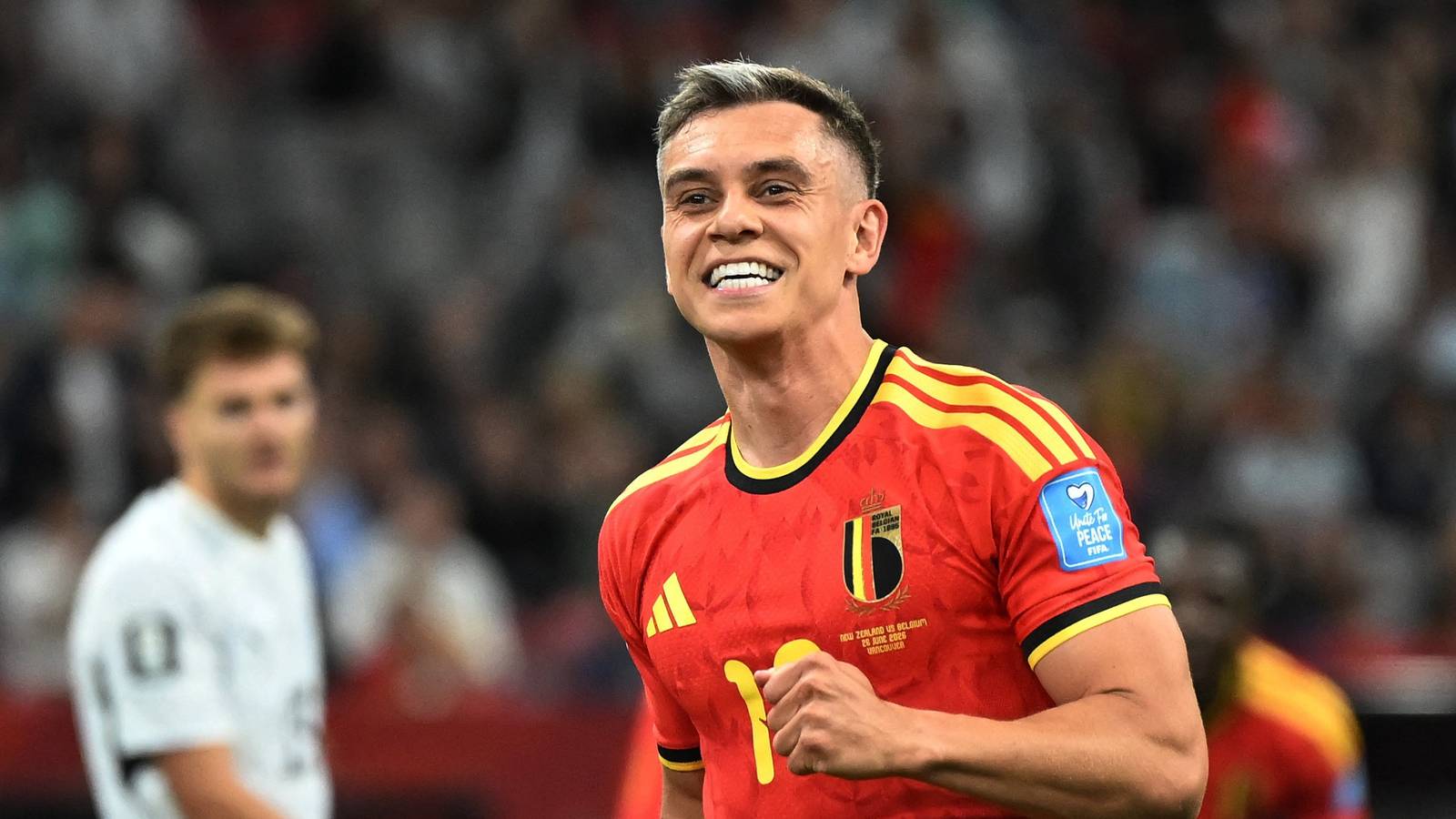 Arsenal close to agreeing personal terms to sign £100m + upgrade for Trossard Arsenal close to agreeing personal terms to sign £100m + upgrade for Trossard