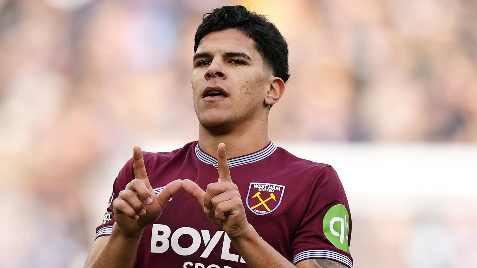 Spurs could sign Tottenham's £80m hybrid of Tonali and Fernandes Spurs could sign Tottenham's £80m hybrid of Tonali and Fernandes