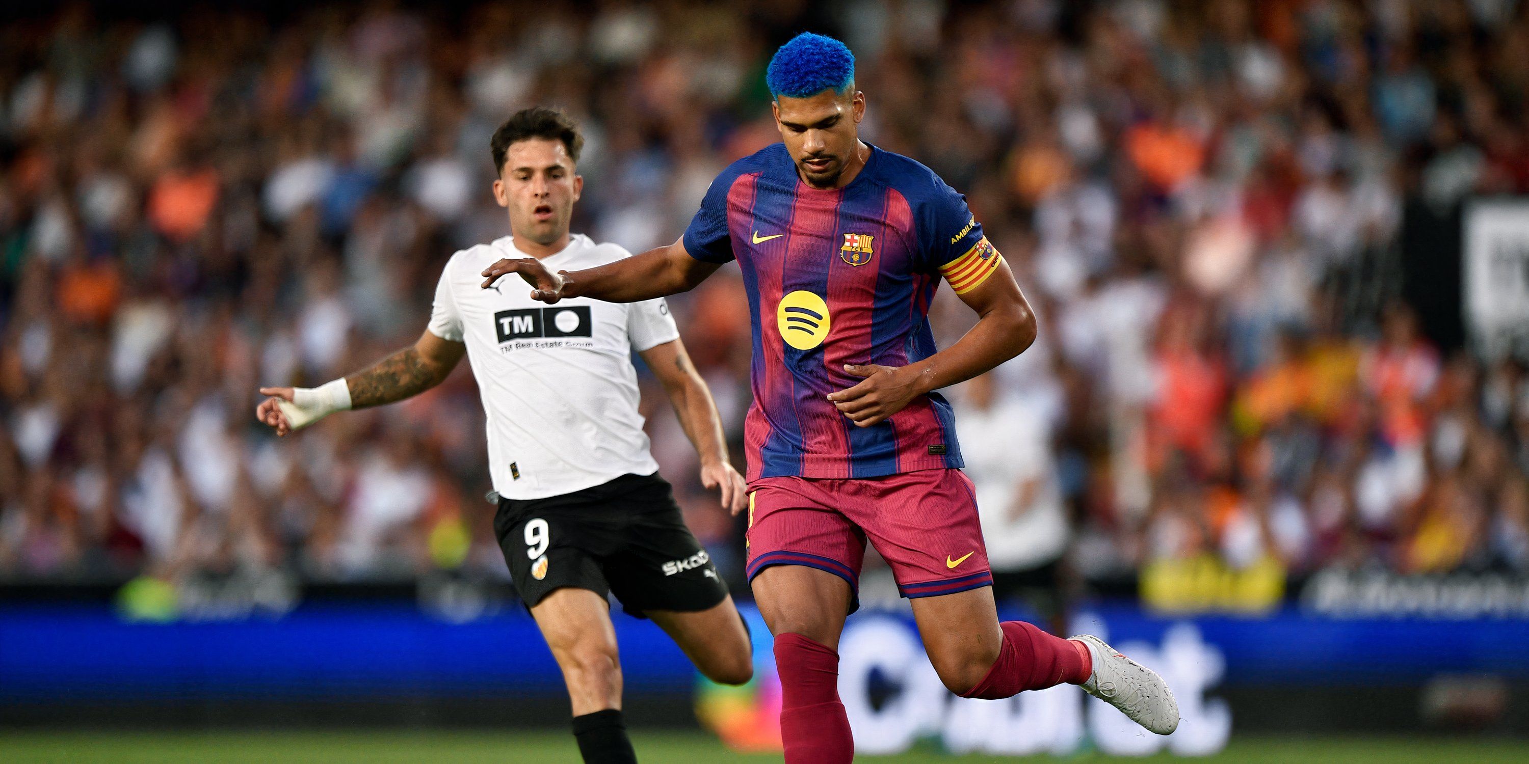 Barcelona defender Ronald Araujo