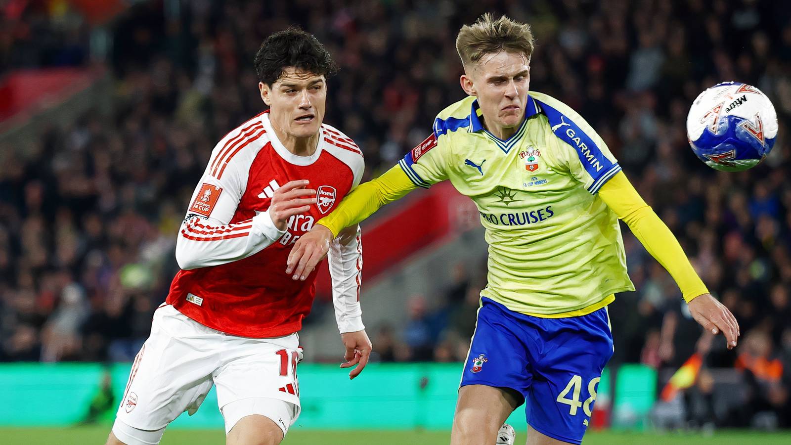 Everton keen on signing Arsenal player after Norgaard with Berta 'pushing' to sell