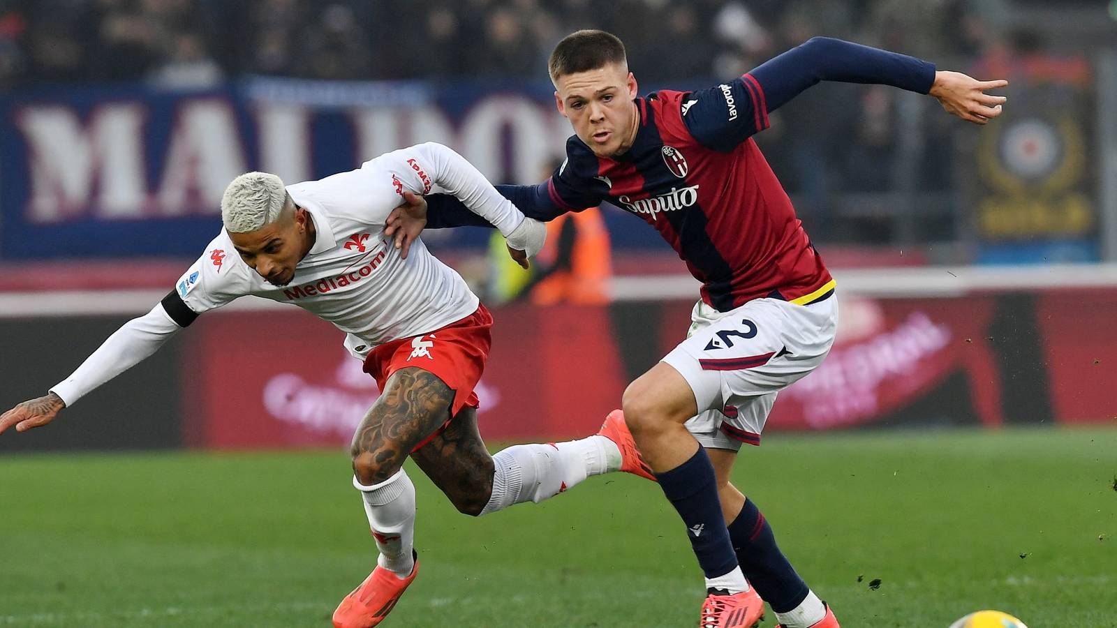 Nottingham Forest submit offer to sign "incredible" £9m speedster with talks ongoing
