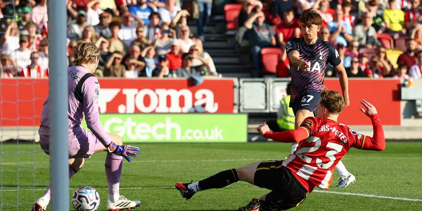 Mikey-Moore-Spurs-Brentford