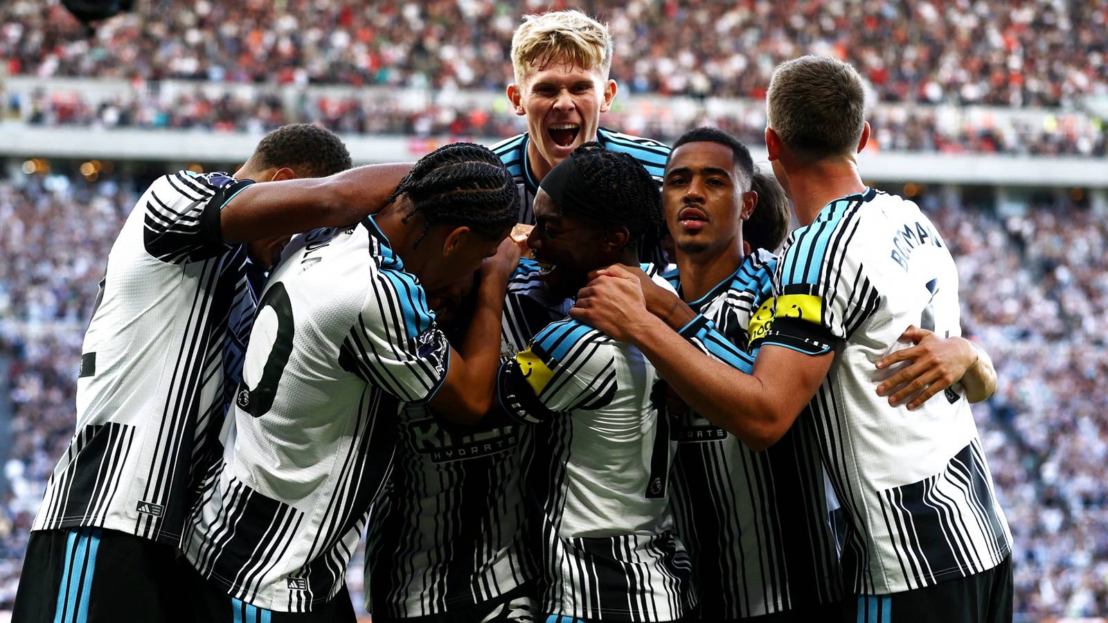 Newcastle star agrees personal terms to leave St James' Park despite rejected bid