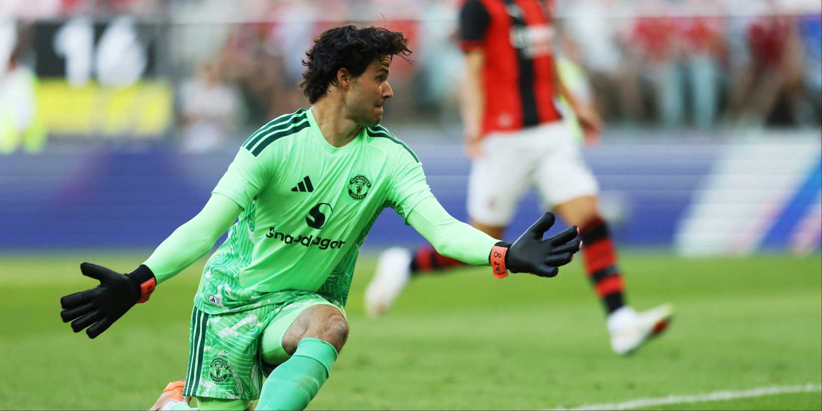 Senne-Lammens-Man-Utd-Milan