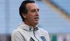 Aston Villa manager Unai Emery before the match 