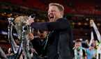 Eddie Howe with the Carabao Cup trophy