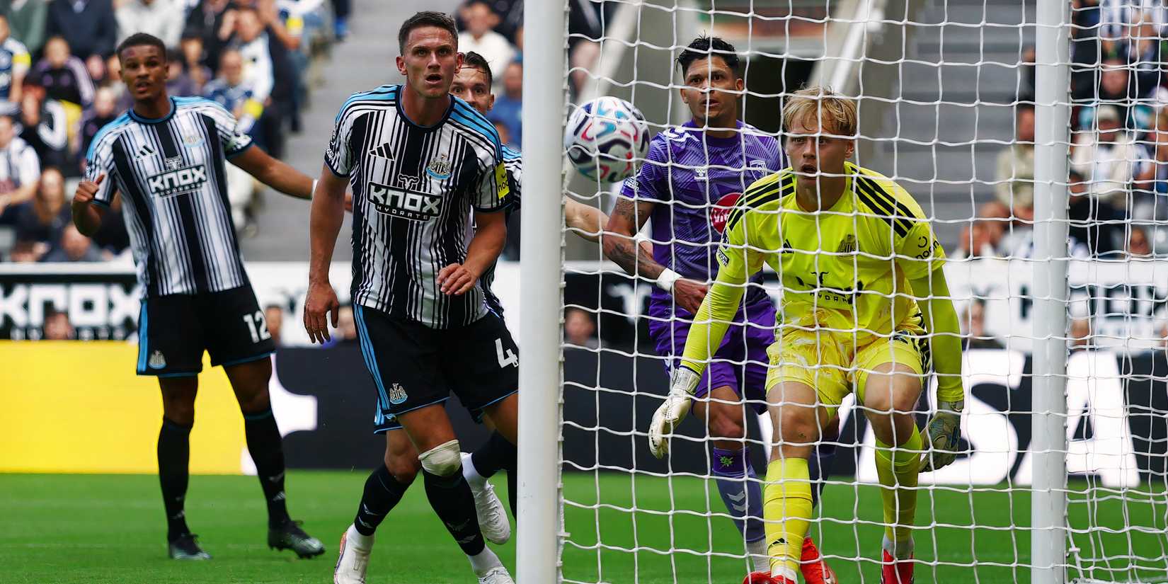 Malick Thiaw's block loops into Newcastle's goal