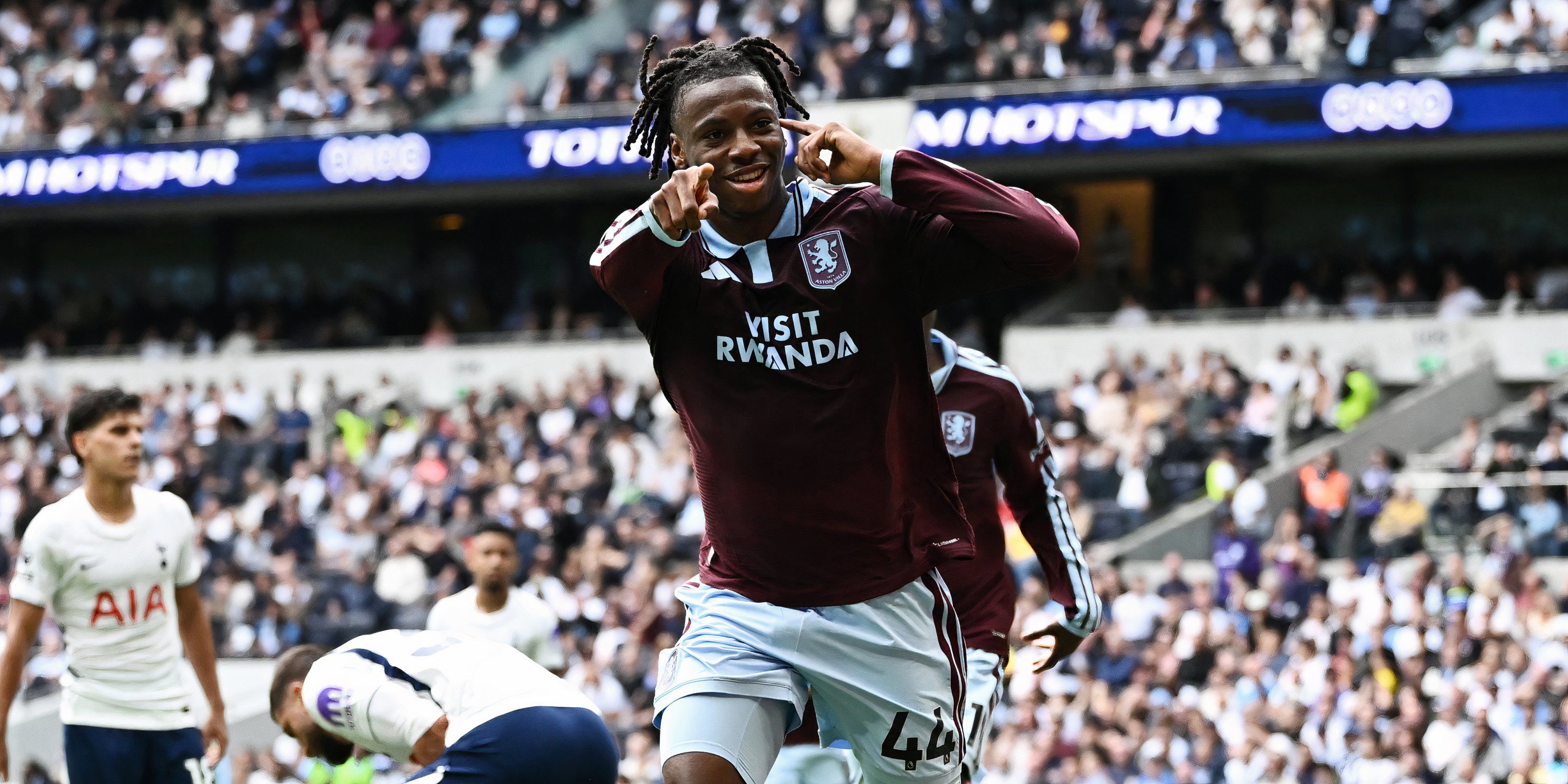 Move over Manzambi: The new Morgan Rogers is warming the bench at Aston Villa