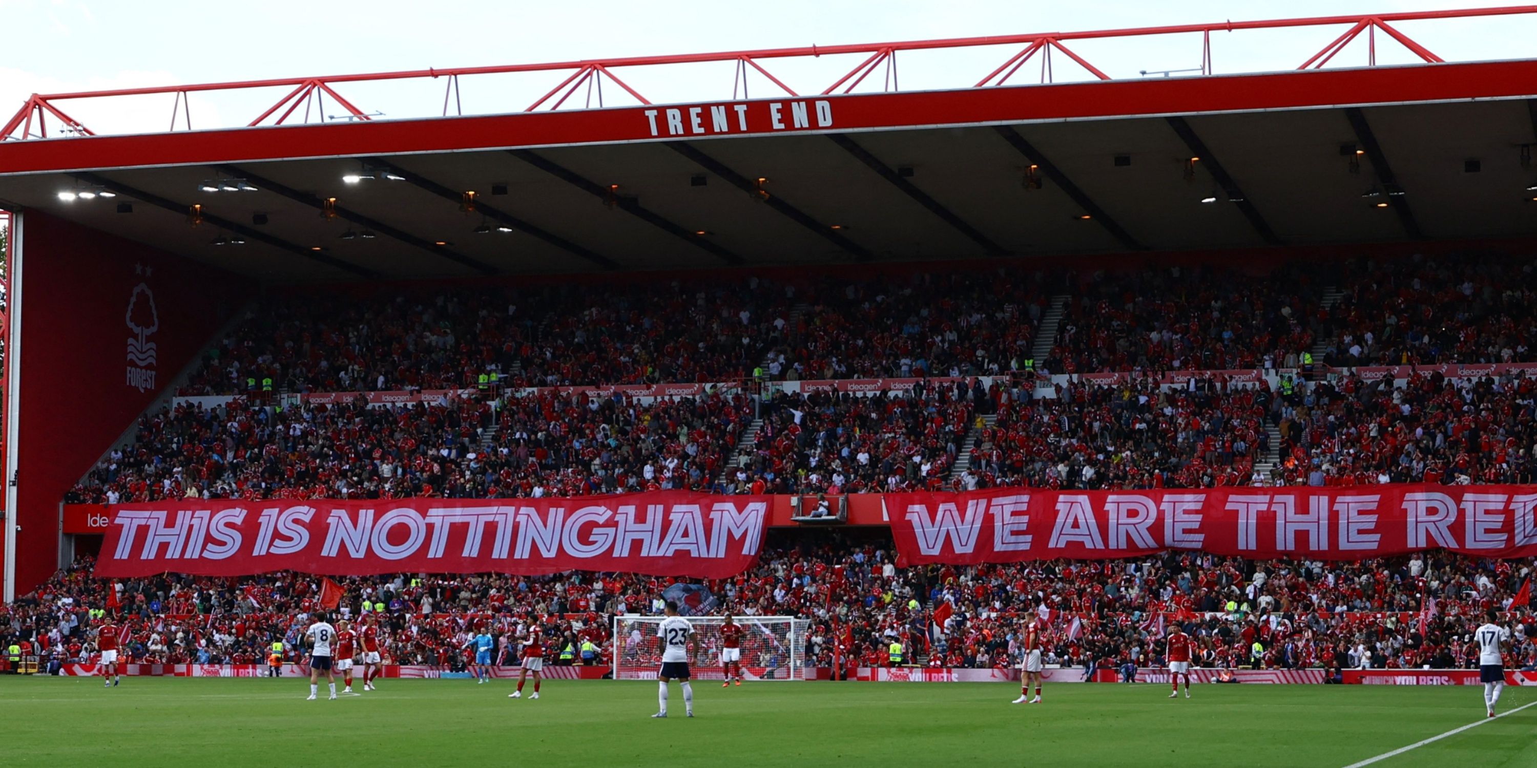 nottingham-forest-fans
