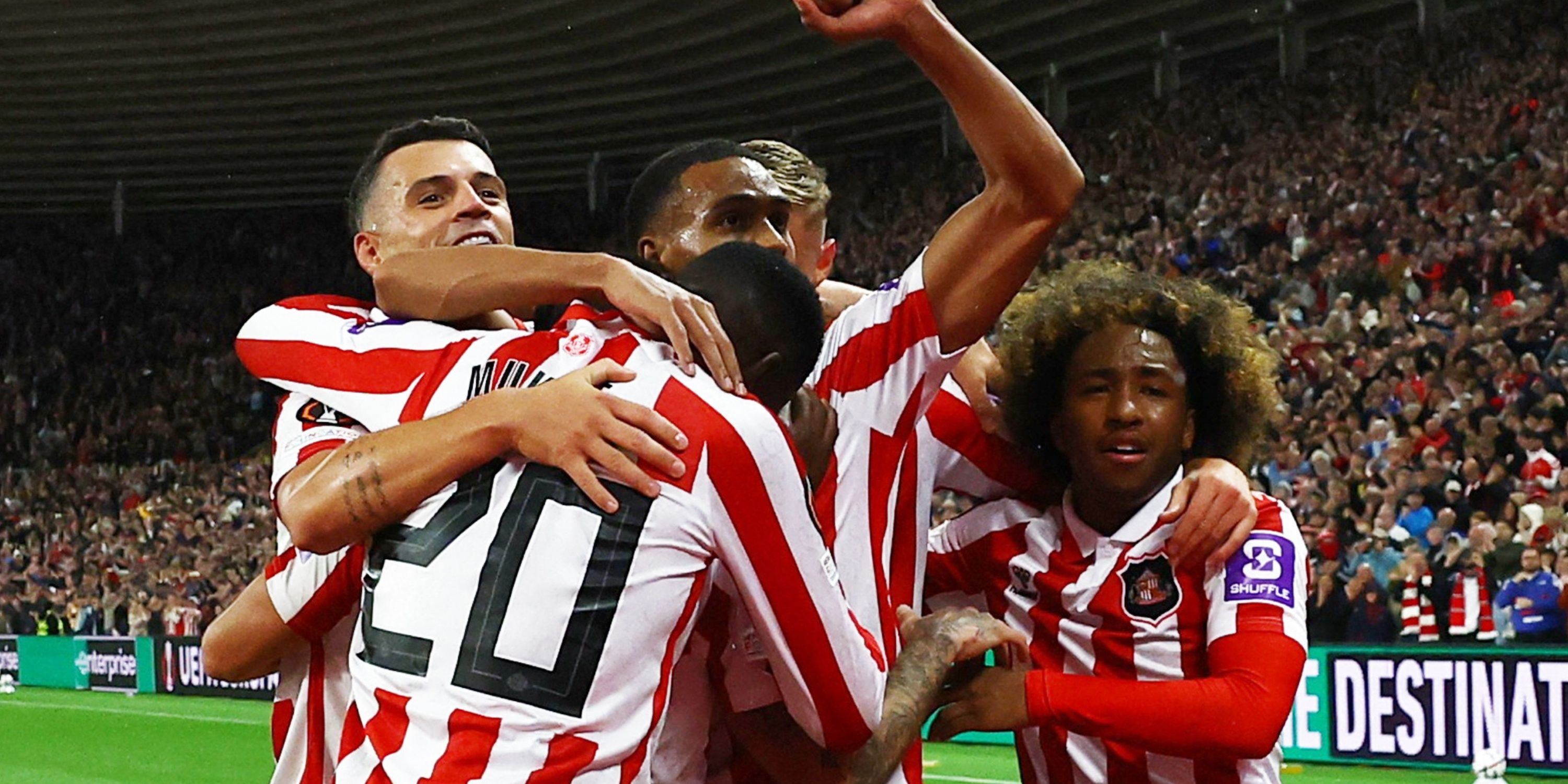sunderland celebrate scoring against az alkmaar