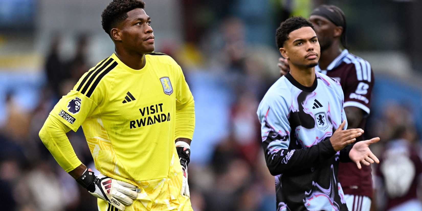 zion-suzuki-aston-villa