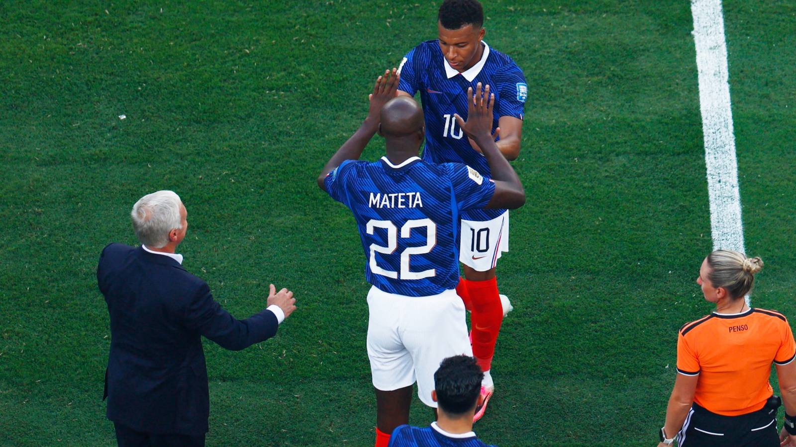 Wilcox is pushing: Man Utd now in talks to sign Premier League striker
