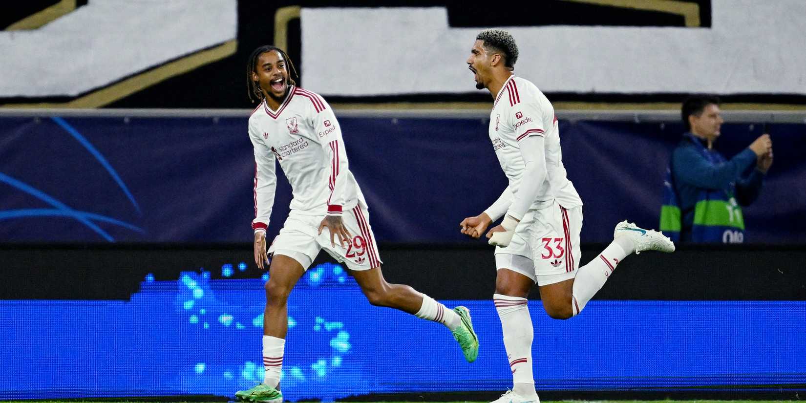 bacrola-araujo-liverpool