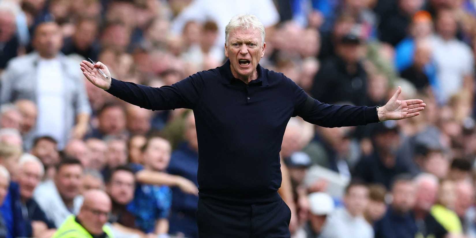 Everton manager David Moyes reacts