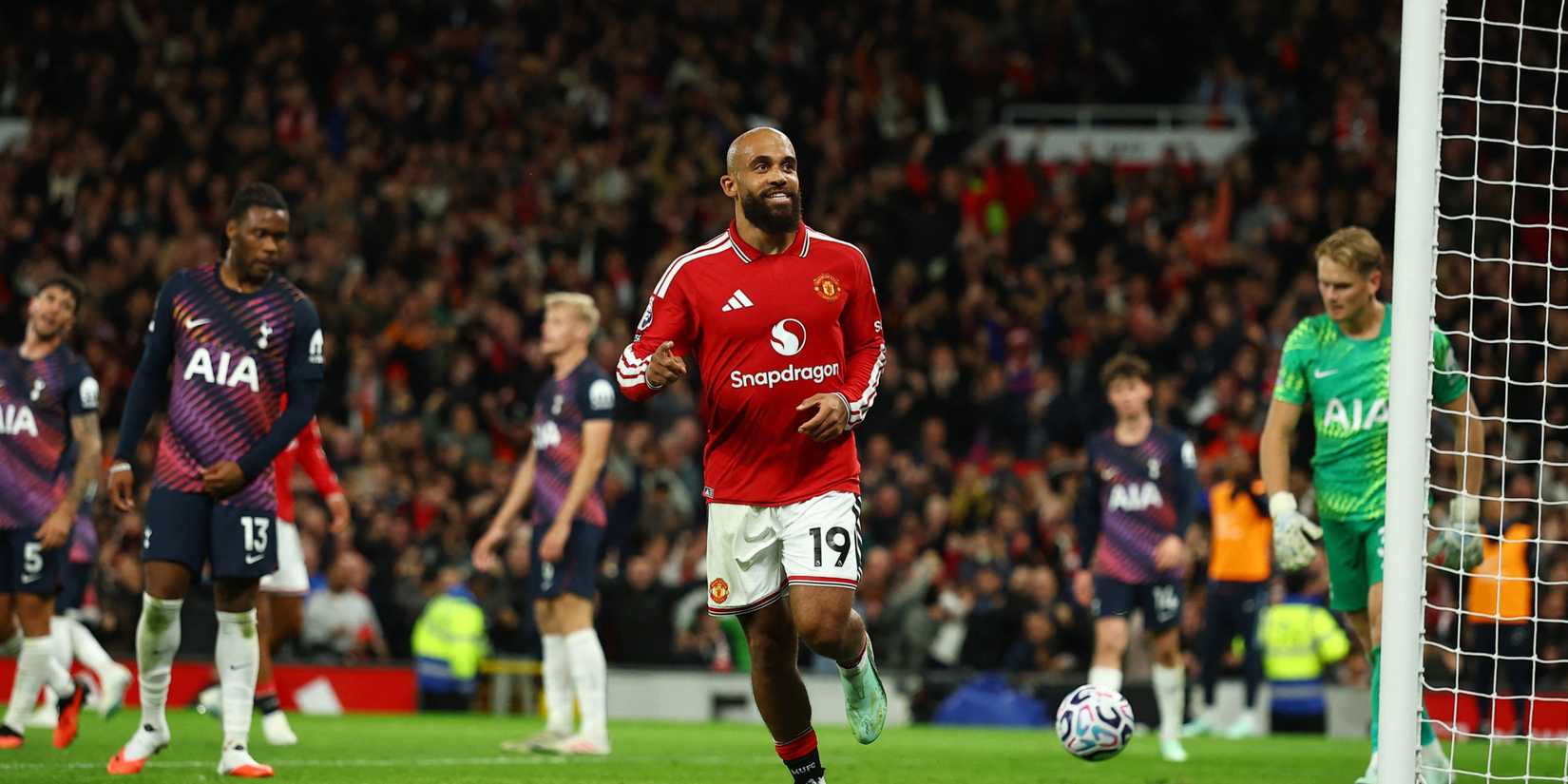 bryan-mbeumo-man-utd