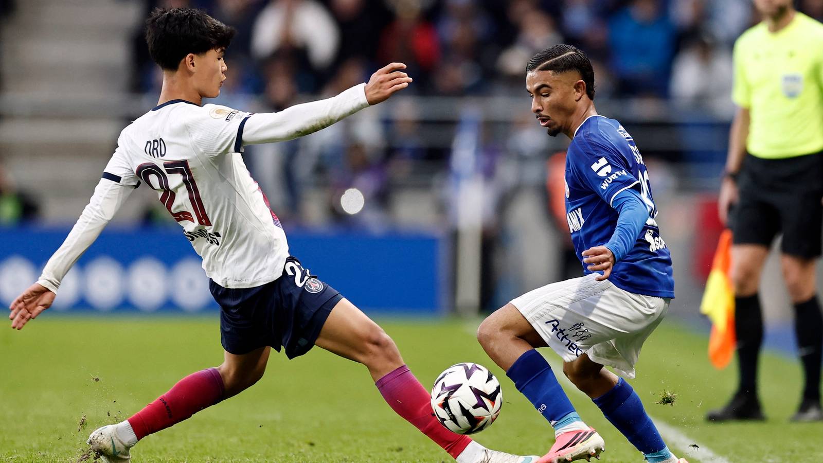 Nottingham Forest soar into the race for "unstoppable" star who Chelsea want to sign