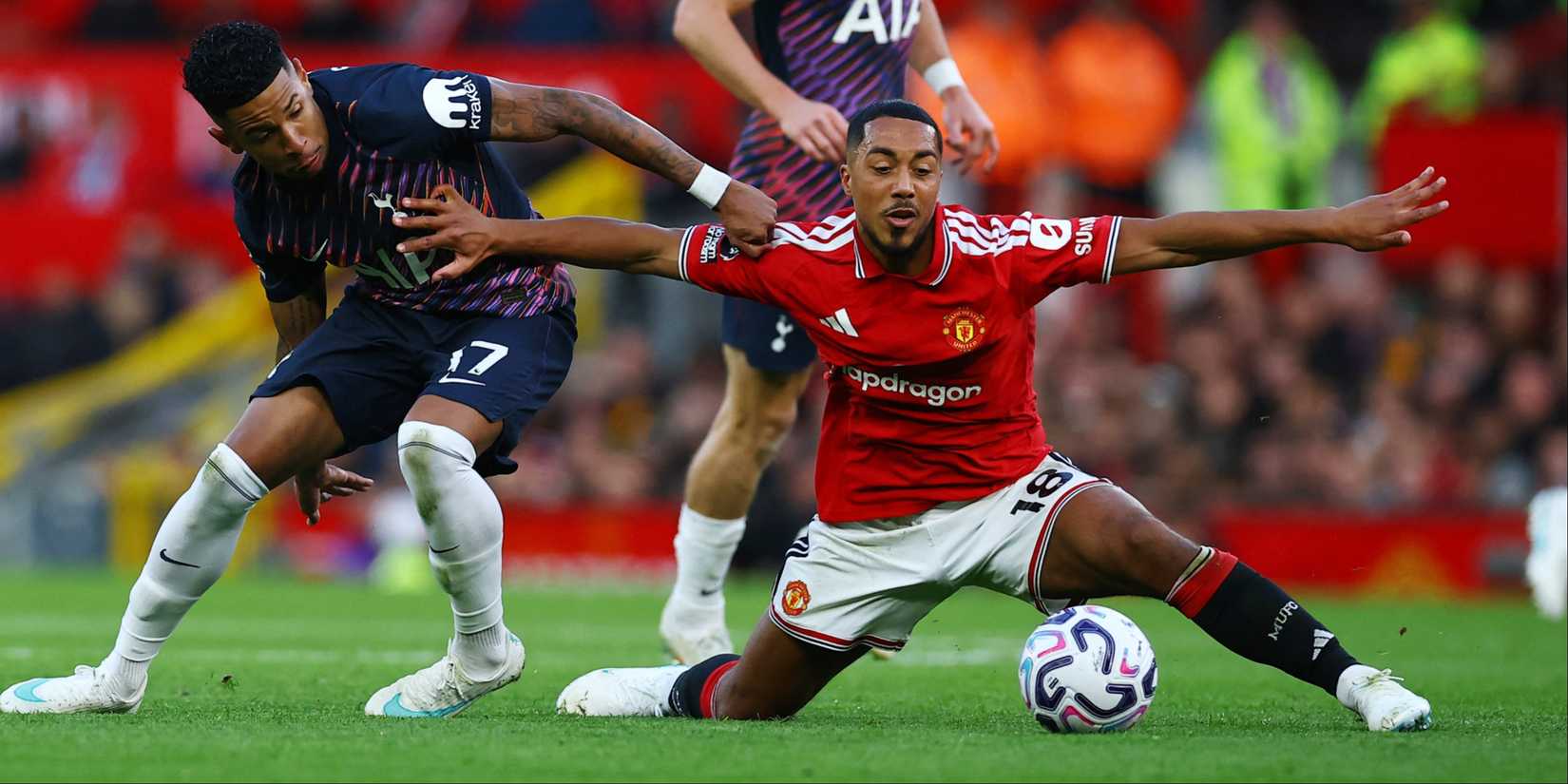 Youri-Tielemans-Man-Utd